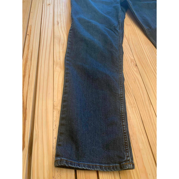 Jos A Bank 1905 jeans - like new - 40W 32L - Picture 3 of 11